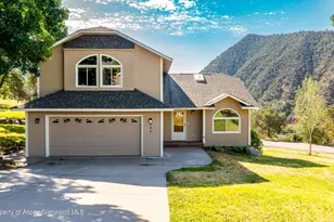 484 Canyon Creek Dr, Glenwood Springs, CO 81601 - Photo 1