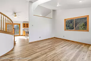 484 Canyon Creek Dr, Glenwood Springs, CO 81601 - Photo 7