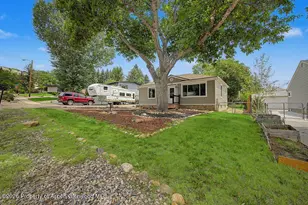 929 Ranney St, Craig, CO 81625 - Photo 3