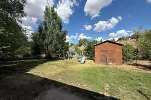 915 Washington St, Craig, CO 81625 - Photo 11