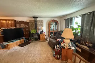 915 Washington St, Craig, CO 81625 - Photo 9