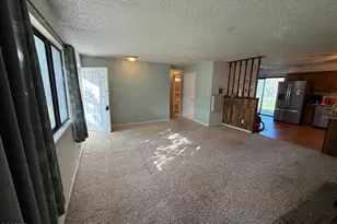915 Washington St, Craig, CO 81625 - Photo 7