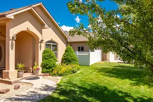 411 Lodge Pole Cir, Parachute, CO 81635 - Photo 3