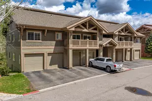 571 River View Dr, New Castle, CO 81647 - Photo 1