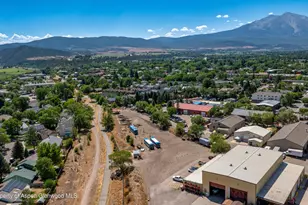 1007 Crown Dr, Carbondale, CO 81623 - Photo 9