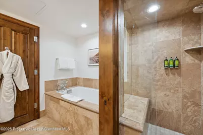 415 E Dean St, #47, Weeks 51/52, Aspen, CO 81611 - Photo 25