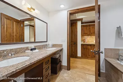 415 E Dean St, #47, Weeks 51/52, Aspen, CO 81611 - Photo 27