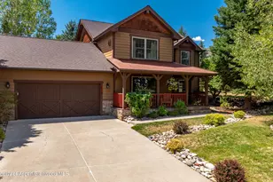 815 Clubhouse Dr, New Castle, CO 81647 - Photo 1