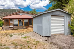 922 Lincoln Ave, Glenwood Springs, CO 81601 - Photo 9