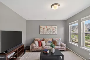 247 E Capital Ct, New Castle, CO 81647 - Photo 11