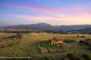1051 Cattle Creek Ridge Rd, Carbondale, CO 81623 - Photo 1