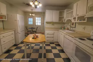 418 E 6th St, Rifle, CO 81650 - Photo 7