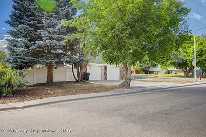 1316 W 8th Street, Craig, CO 81625 - Photo 3
