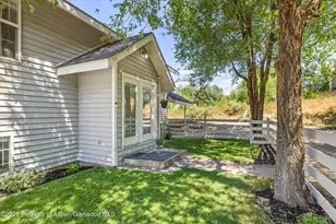 389 Grand Butte Ln, New Castle, CO 81647 - Photo 3