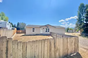 1054 Sage Ct, Meeker, CO 81641 - Photo 3