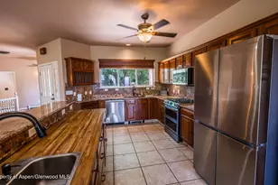 47 Locust Way, Parachute, CO 81635 - Photo 5