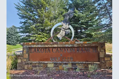 32 Whitetail Court, New Castle, CO 81647 - Photo 3