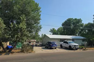 333 E 7th St, Craig, CO 81625 - Photo 3