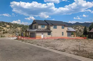 16 Doe Ct, New Castle, CO 81647 - Photo 5