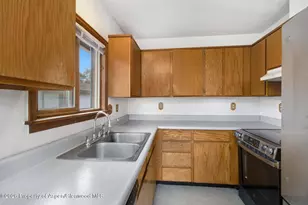 235 Cottonwood Dr, New Castle, CO 81647 - Photo 5