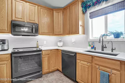 1470 Walter Way, Craig, CO 81625 - Photo 9