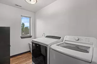 980 E 19th St, Rifle, CO 81650 - Photo 19