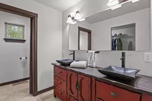 980 E 19th St, Rifle, CO 81650 - Photo 17