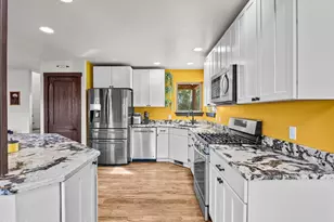 980 E 19th St, Rifle, CO 81650 - Photo 7