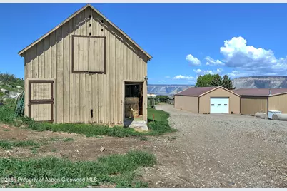 5708 County Road 301, Parachute, CO 81635 - Photo 7