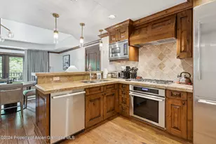 415 E Dean St Unit 18 Week 32, Aspen, CO 81611 - Photo 5