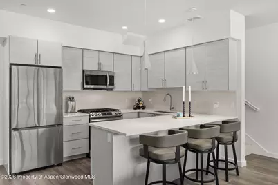 301 Thunderbird, New Castle, CO 81647 - Photo 5