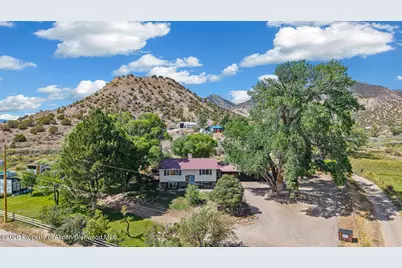 535 County Road 260, Silt, CO 81652 - Photo 1