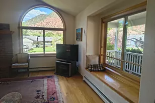 1036 Park W Dr, Glenwood Springs, CO 81601 - Photo 3