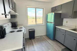575 7th Ave W, Craig, CO 81625 - Photo 3