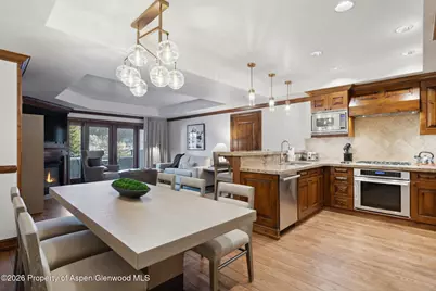 415 E Dean St, Unit 12, Week 28, Aspen, CO 81611 - Photo 9