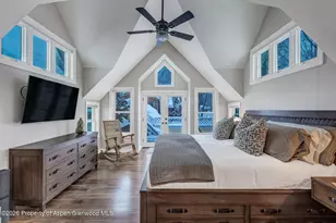633 W Main St, Aspen, CO 81611 - Photo 33