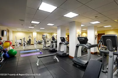 0075 Prospector Road #Unit 8404-4, Aspen, CO 81611 - Photo 17