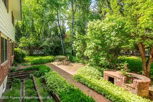 875 Bonita Dr, Aspen, CO 81611 - Photo 5