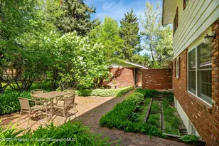875 Bonita Dr, Aspen, CO 81611 - Photo 9