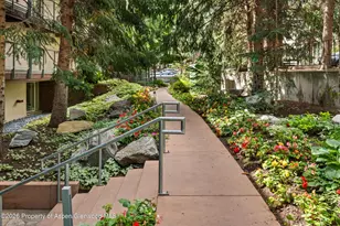 1034 E Cooper Ave, Aspen, CO 81611 - Photo 25
