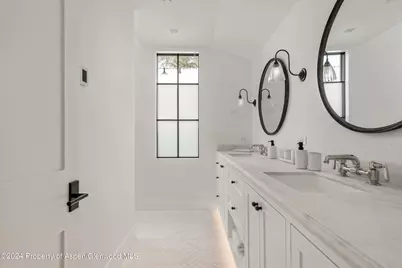 134 E Bleeker Street, Aspen, CO 81611 - Photo 19