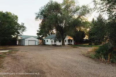 1424 E Victory Way, Craig, CO 81625 - Photo 3