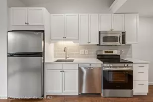 414 Pacific Ave, Aspen, CO 81611 - Photo 3