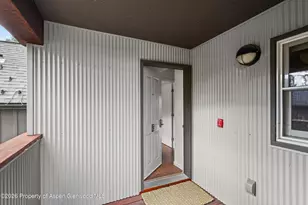 414 Pacific Ave, Aspen, CO 81611 - Photo 17