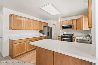 832 Donegan Road #Unit B, Glenwood Springs, CO 81601 - Photo 3