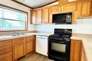 33 Silverton Pl, Parachute, CO 81635 - Photo 7