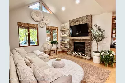315 Summerset Lane #B, Basalt, CO 81621 - Photo 3