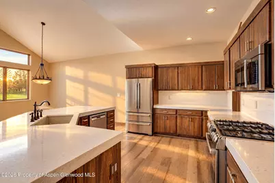 1276 Crystal Bluffs Loop, Carbondale, CO 81623 - Photo 9