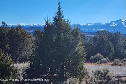209 Crescent Lane, Glenwood Springs, CO 81601 - Photo 3