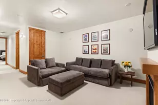 115 Park Ave, Aspen, CO 81611 - Photo 25